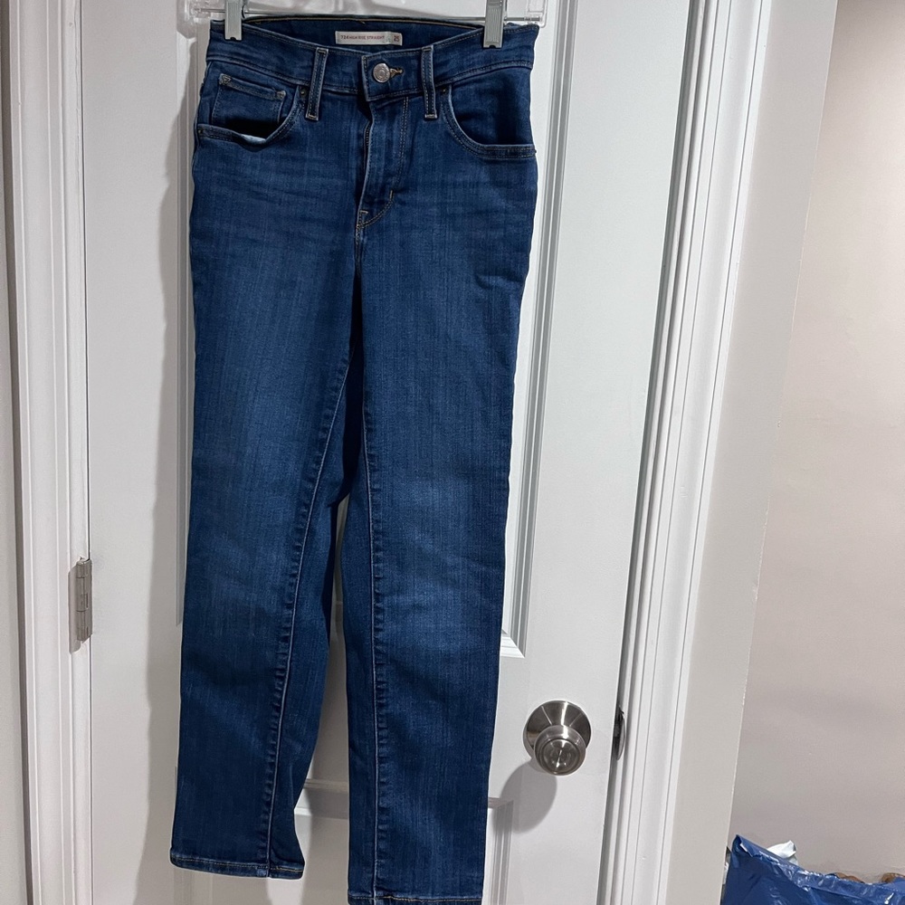 Levi’s 724 High Rise Straight Jeans